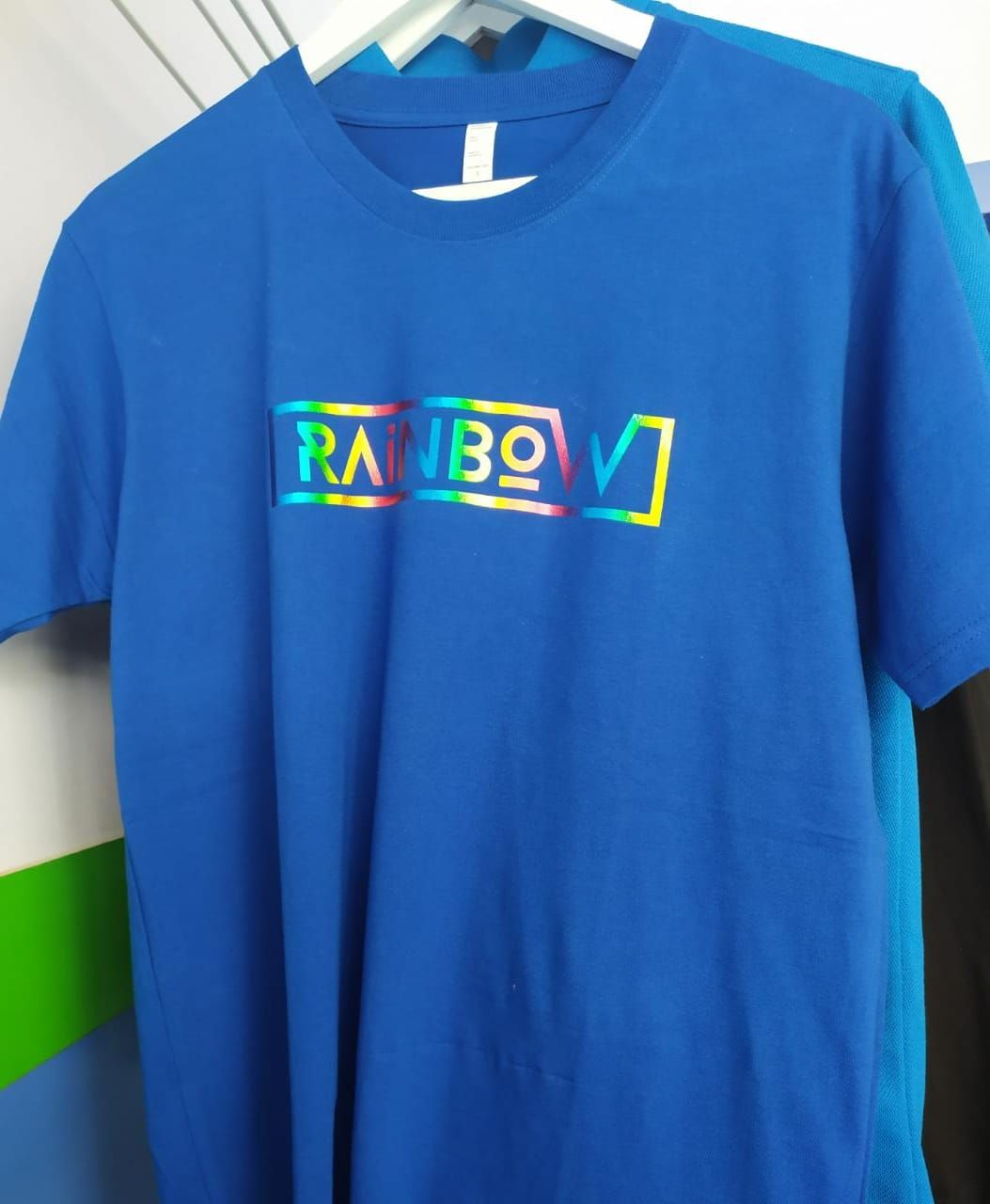 Kaos biru sablon custom hasil Sparkling